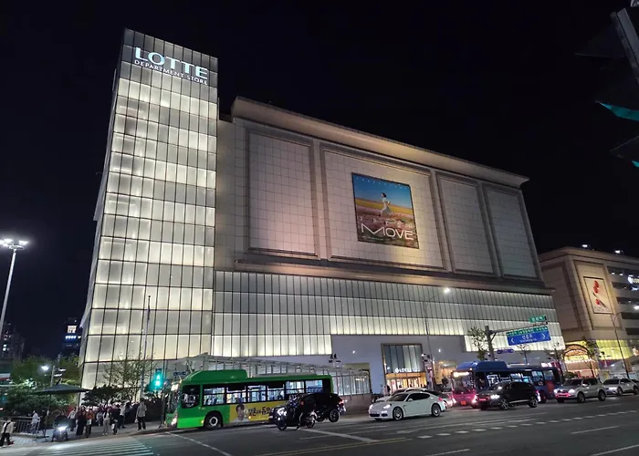 The Gangnam Coex Hanti Station 5 Minutes! 3queen Bed * Seul